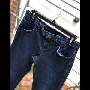 Simply Vera Wang Mid Rise Skinny Jeans Dark Wash